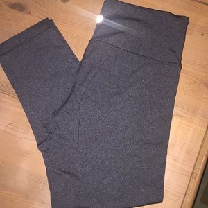 Womens 90 degree active leggings.